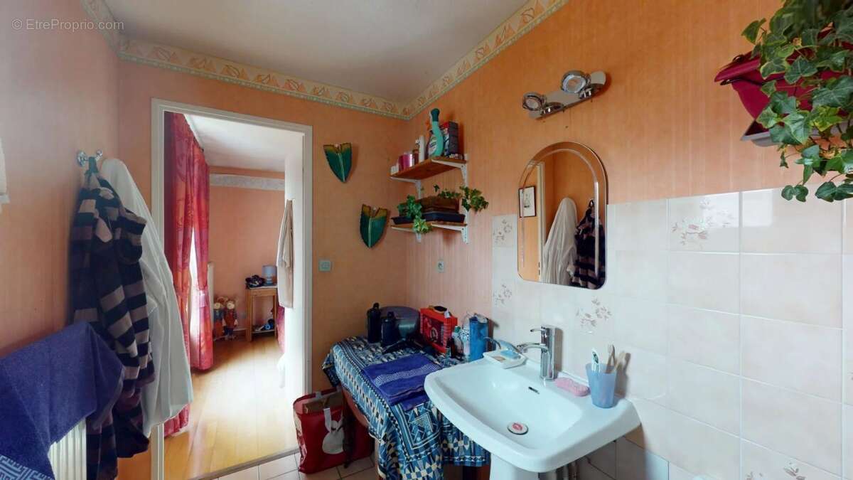 Maison à MONTIGNY-LE-BRETONNEUX