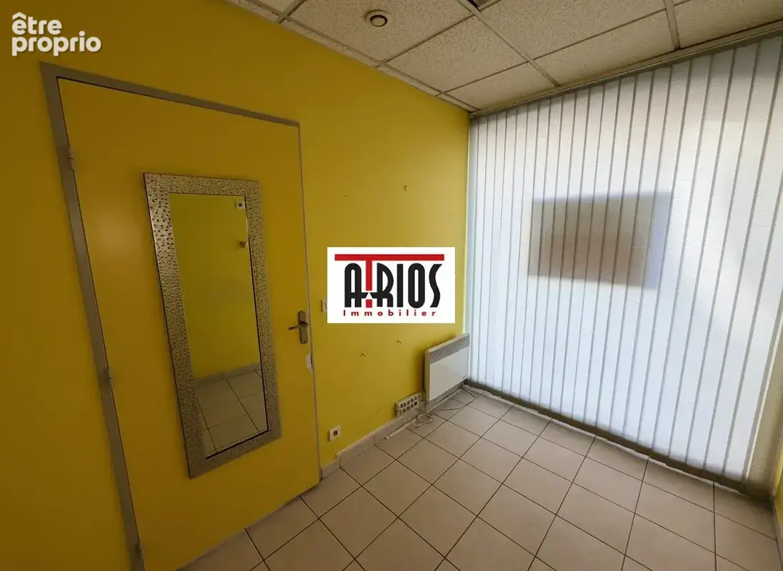 Commerce 60 m² à vendre à Hyeres (83400) - photo 6