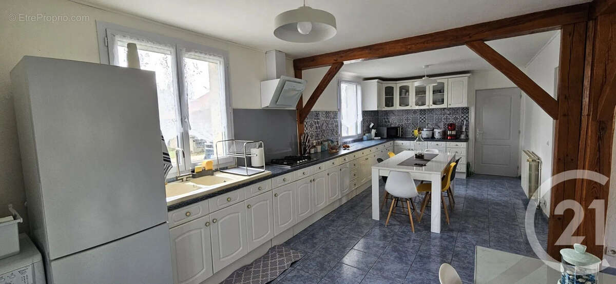 Maison à BROU