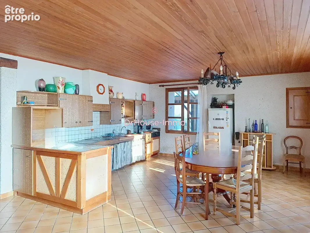 Maison 9 pièces 219 m² à vendre à Duras (47120) - photo 5