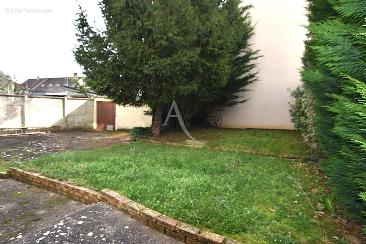 Appartement à QUINCY-SOUS-SENART