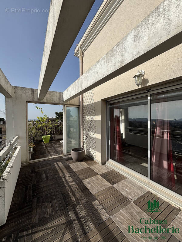 Appartement à MARSEILLE-12E