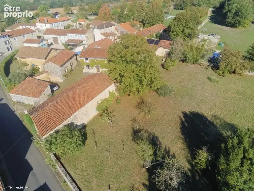 Deux Maisons A Rénover Avec Leur Grange et Un Beau Terrain - photo 50