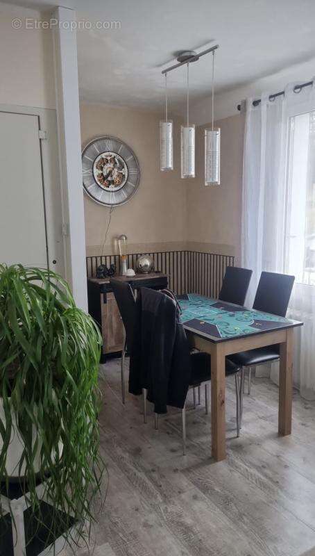 Maison à CHATELLERAULT