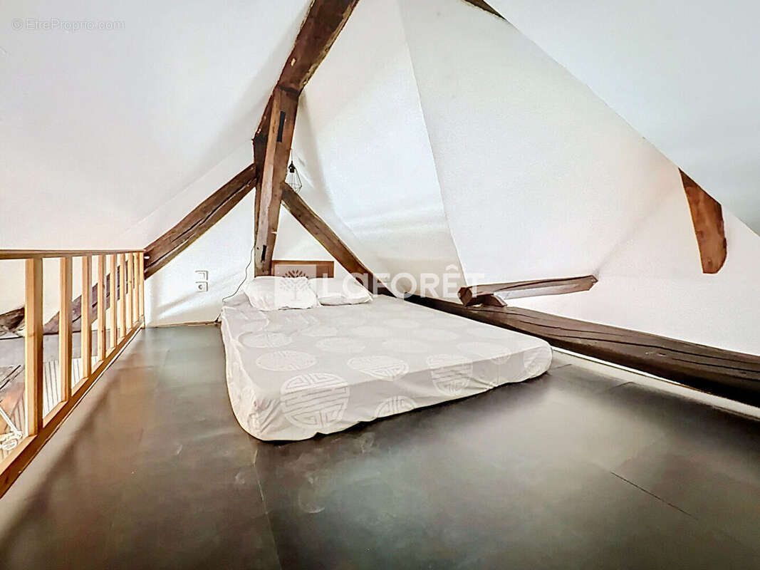 Appartement à MAINVILLIERS