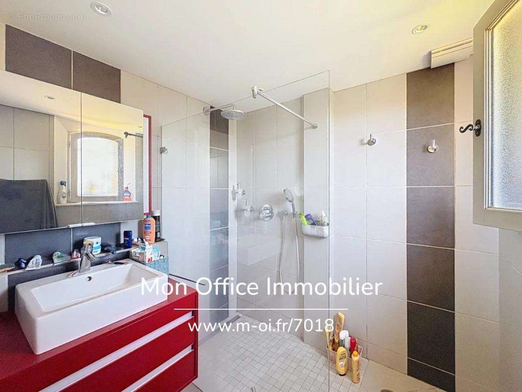 Référence : 7018-les - maison provençale avec piscinne et véranda au calme à cogolin - photo 14