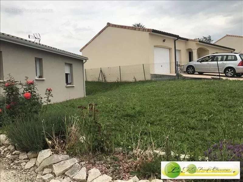 Maison à LA COURONNE