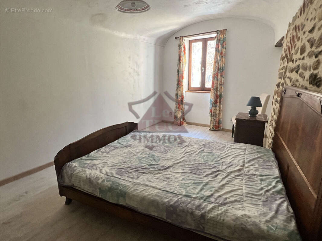 Maison à MOLIERES-SUR-CEZE