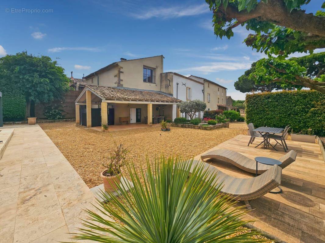 Maison à UZES