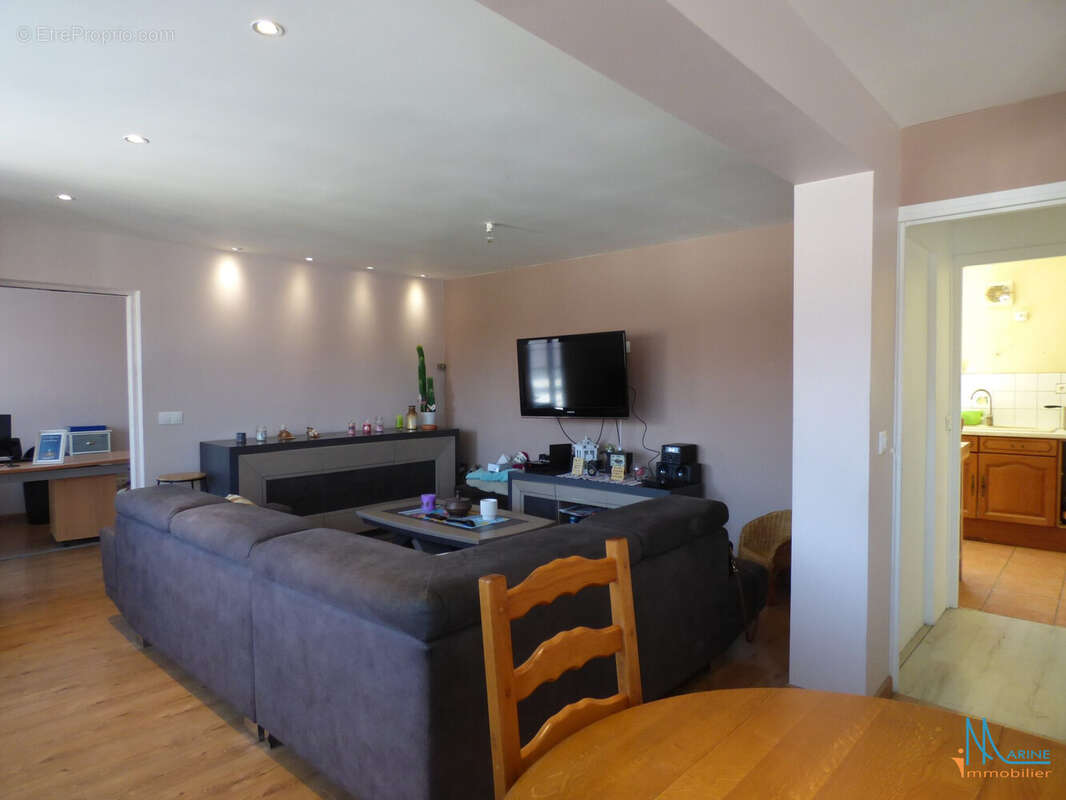 Maison à ROUXMESNIL-BOUTEILLES