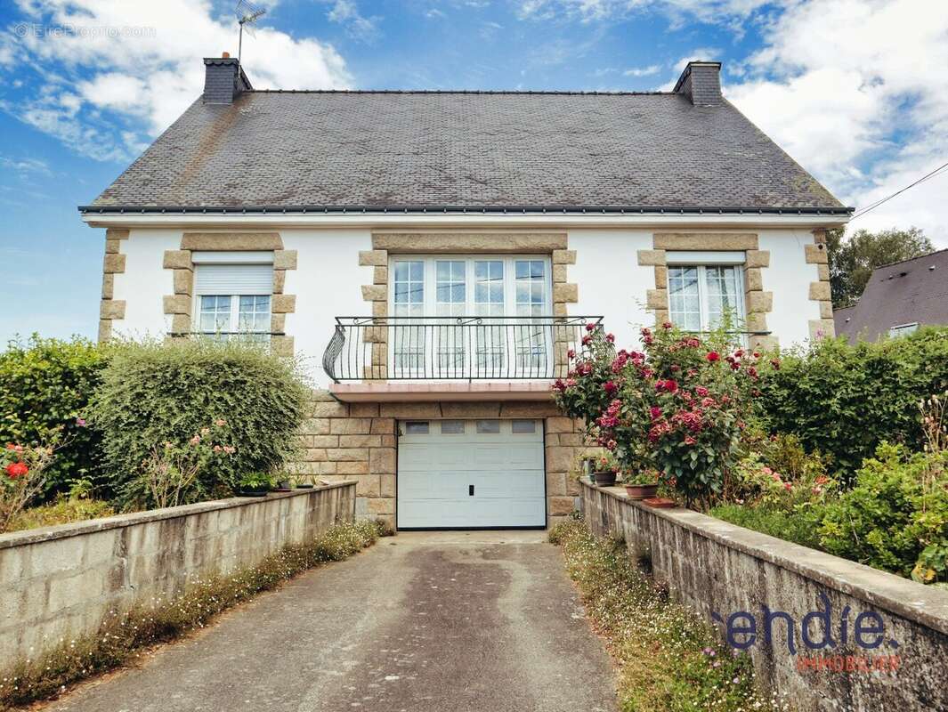 Maison familiale avec sous-sol complet  Proche du centre de Bubry - photo 3