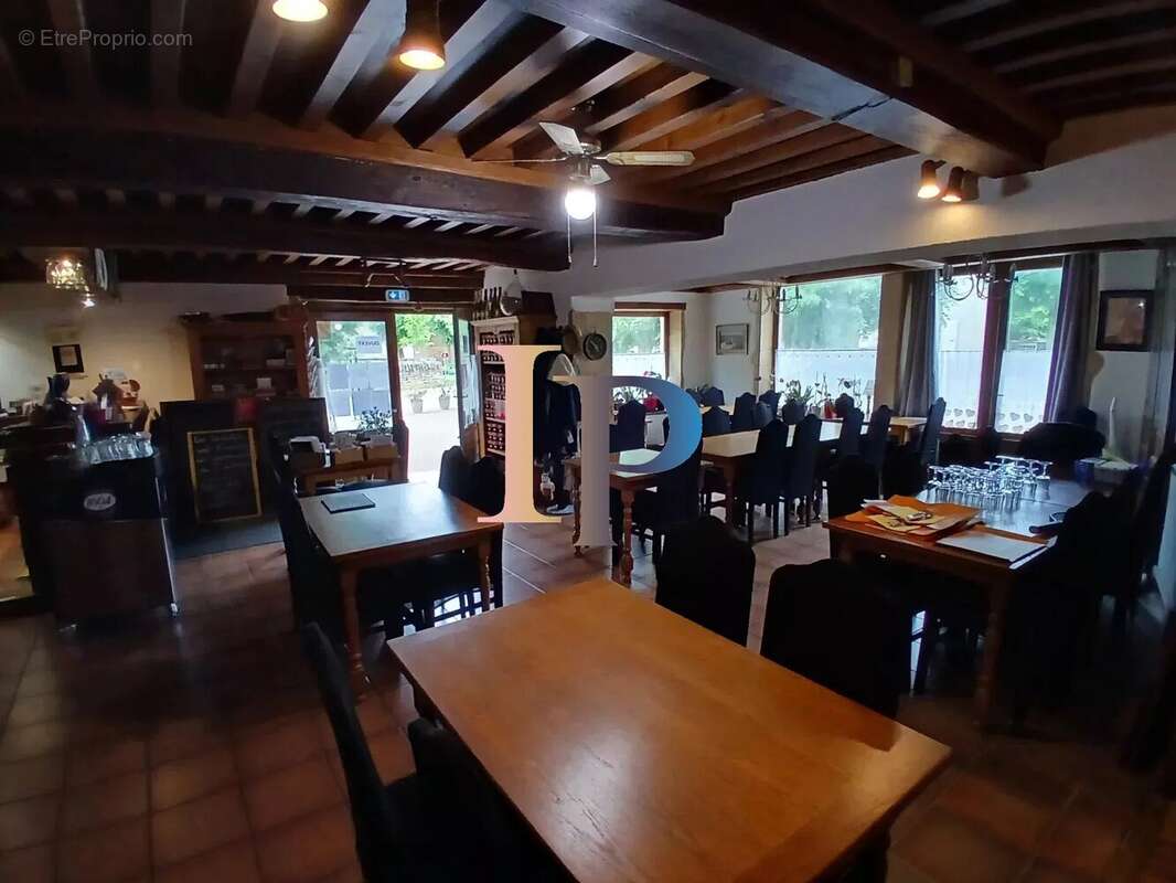 Commerce à ANZY-LE-DUC