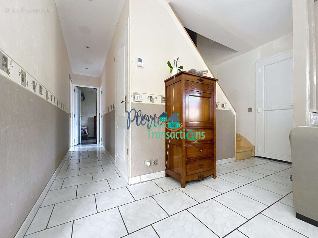 Maison à SAINT-MAURICE-D&#039;ETELAN