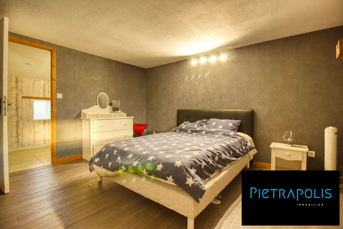 Maison à PONT-DE-VEYLE