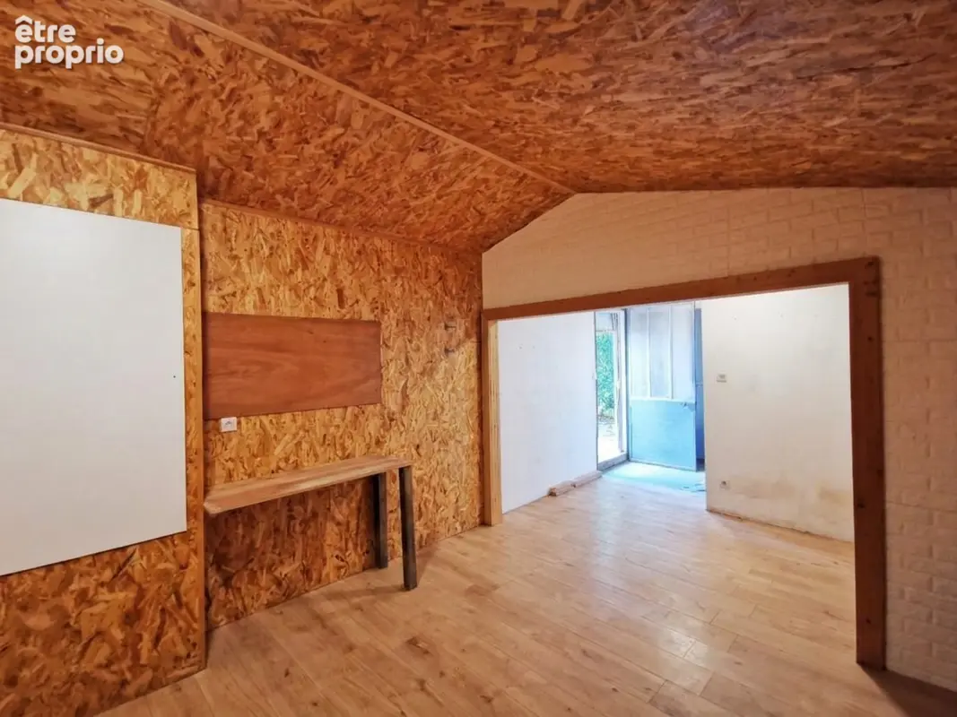 MIRAMAS - Maison T4 de plain-pied 93 m² avec piscine, dépendance et fort potentiel dans un quartier très recherché - photo 22
