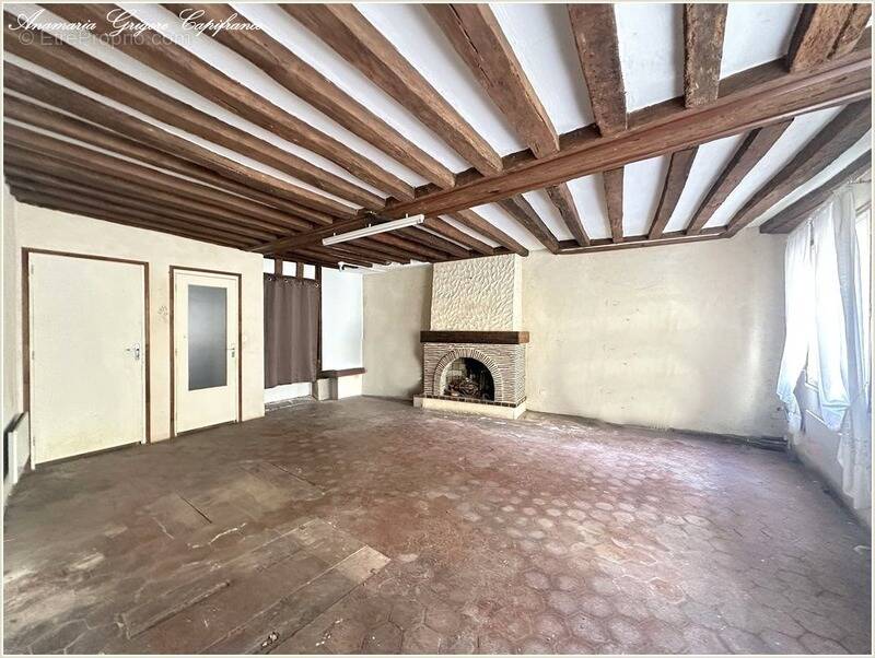 Maison à COURVILLE-SUR-EURE