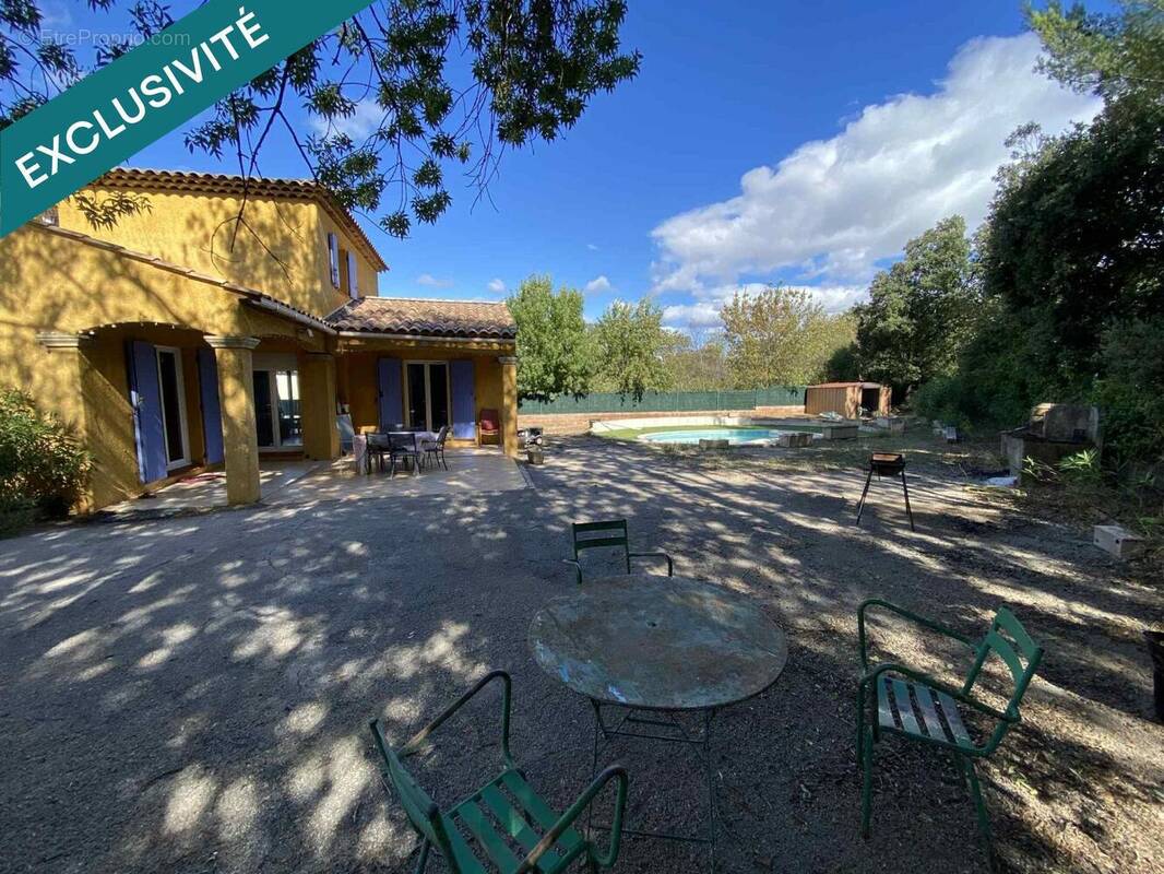 Photo 1 - Maison à LE CANNET-DES-MAURES