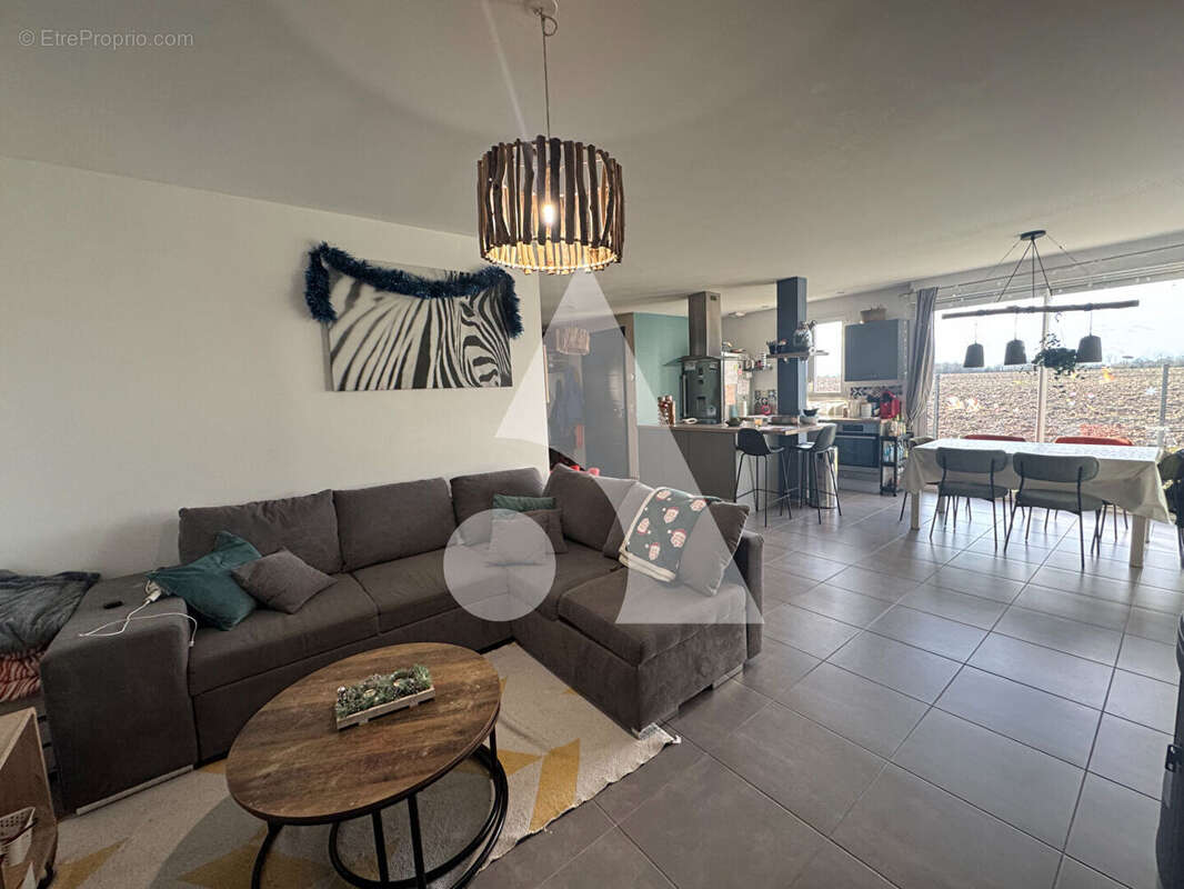 Maison à SALLES-SUR-MER