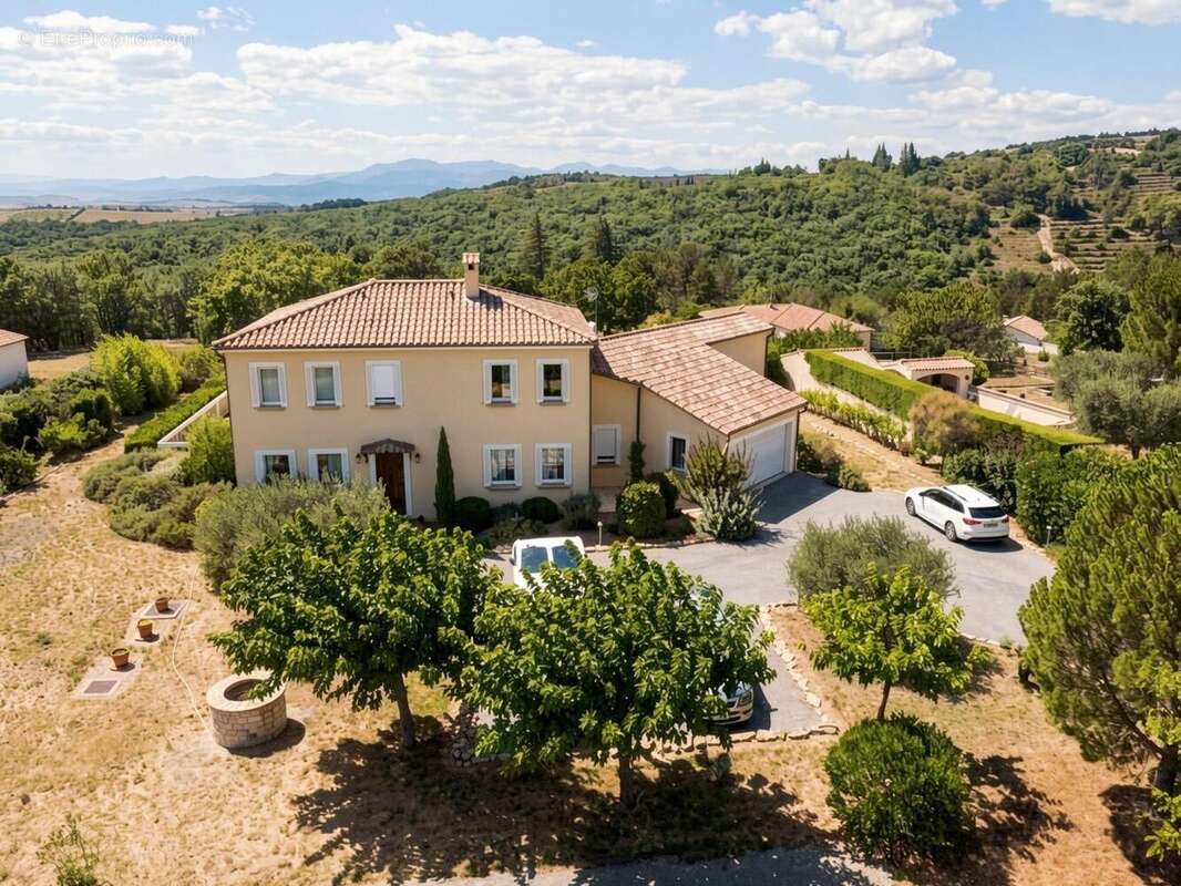   - Maison à MIRABEL