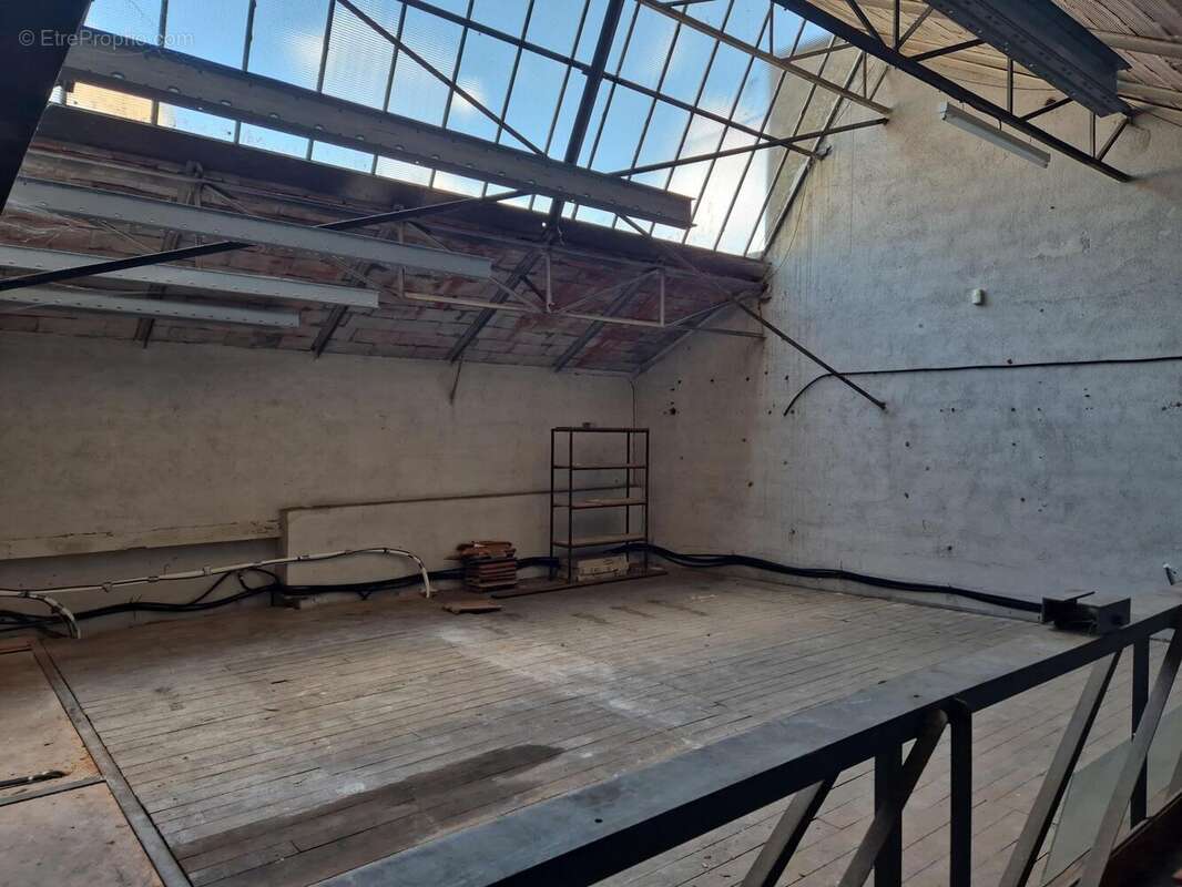 Photo 8 - Commerce à MOULINS