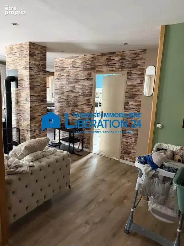 Maison familiale de 95 m² avec sous-sol complet et terrain à Beauzac ( 43590 ) - photo 8