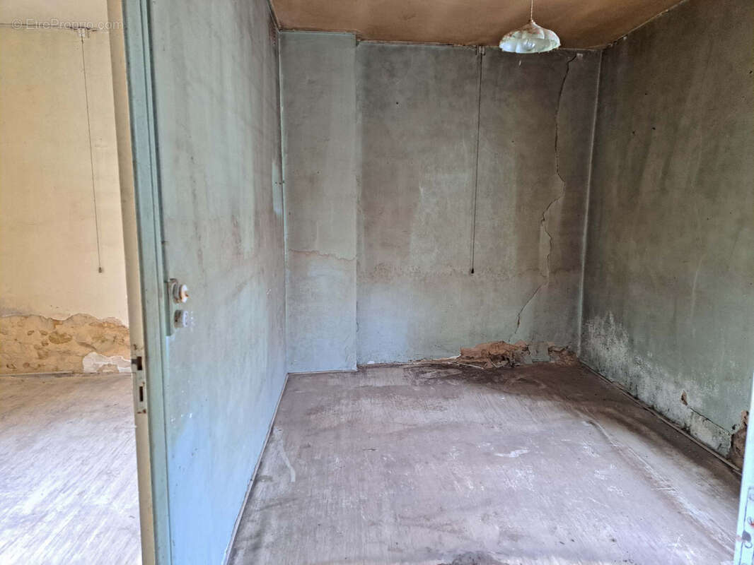 Maison à SAINT-CALAIS