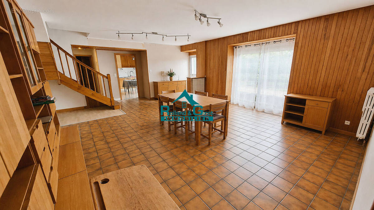 Maison à LIFFRE