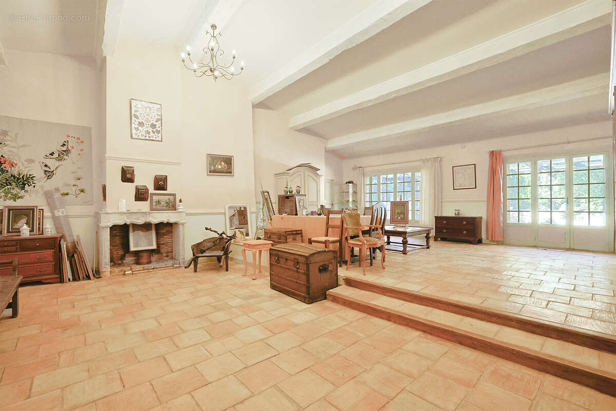 Maison à MOISSAC-BELLEVUE