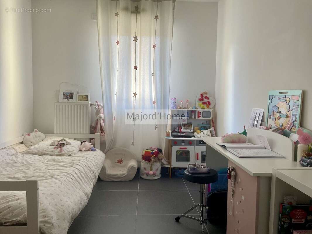 Appartement à CASTELNAU-LE-LEZ