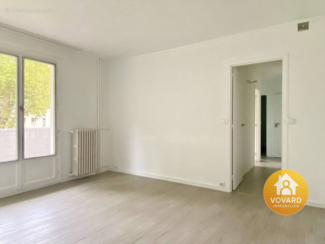 Photo 1 - Appartement à SARCELLES