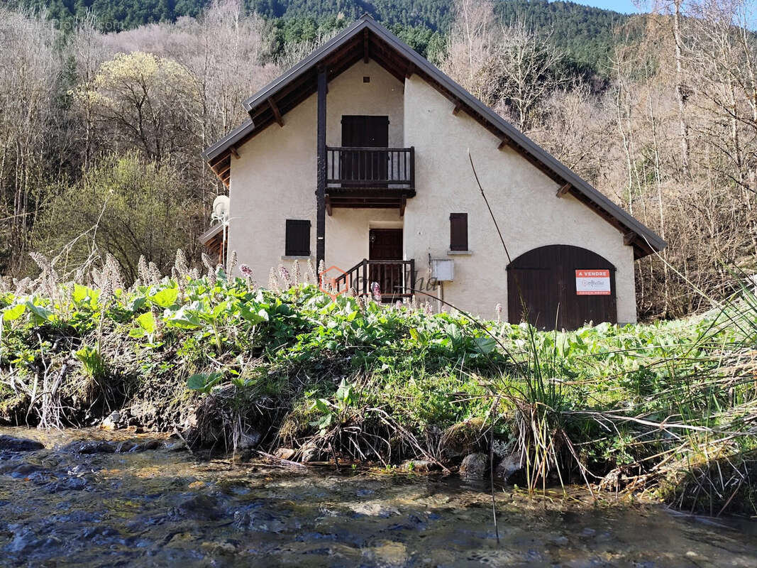 Maison à LA CHAPELLE-EN-VALGAUDEMAR