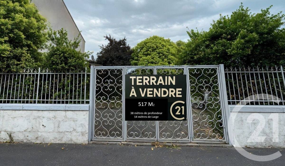 Terrain à BEGLES
