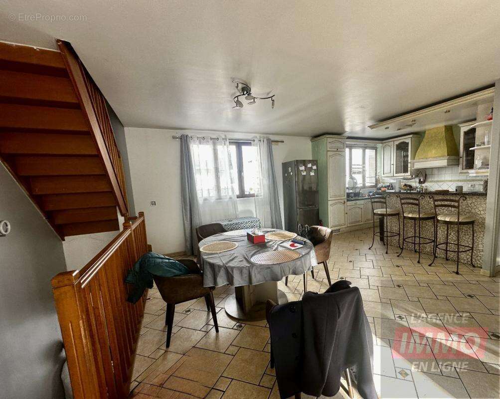 Maison de ville - photo 2