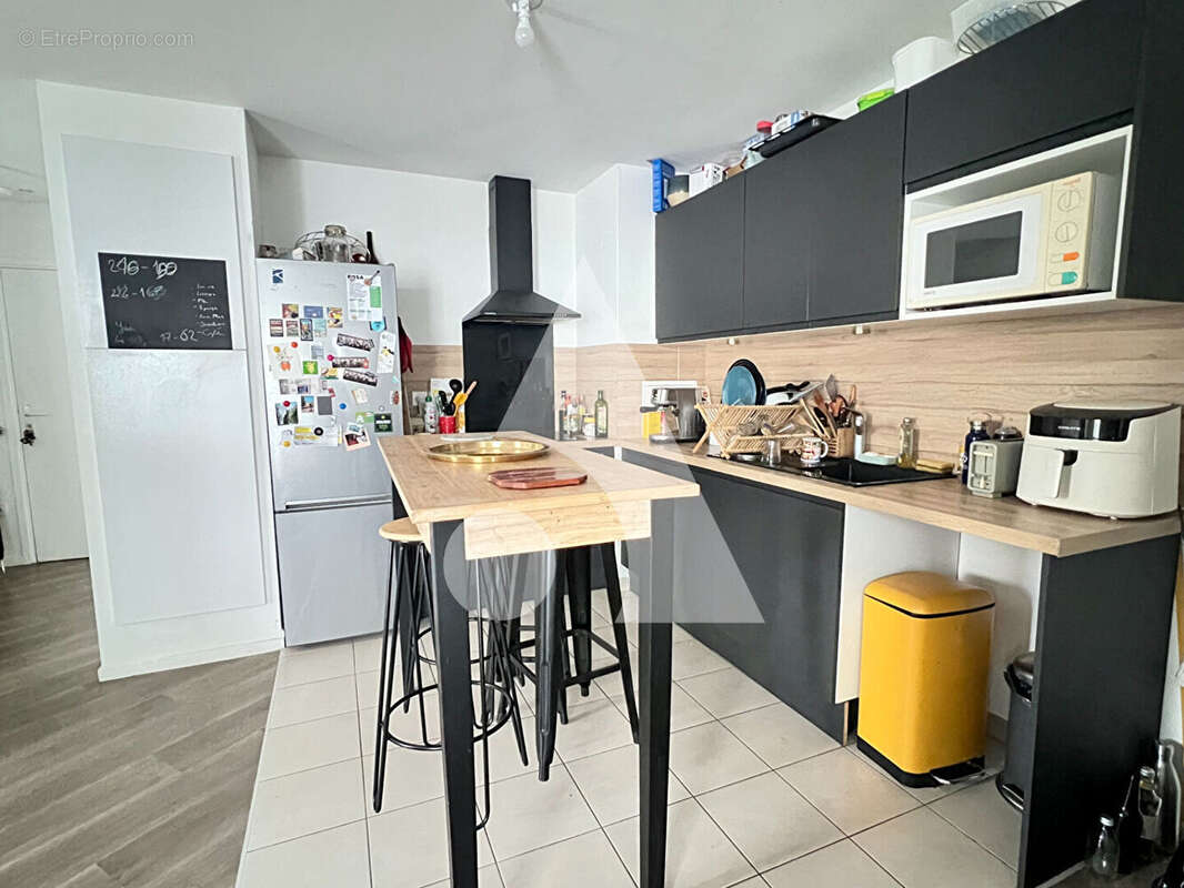 Appartement à AUBERVILLIERS