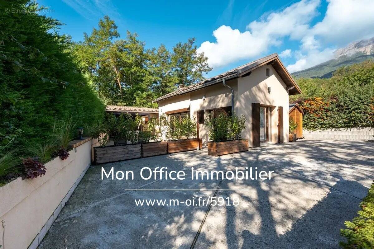 Maison à EMBRUN