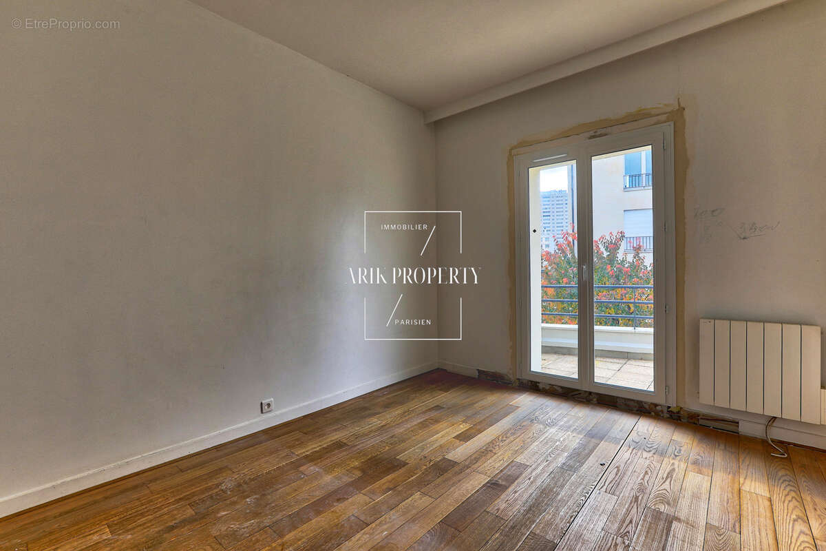 Appartement à CHARENTON-LE-PONT