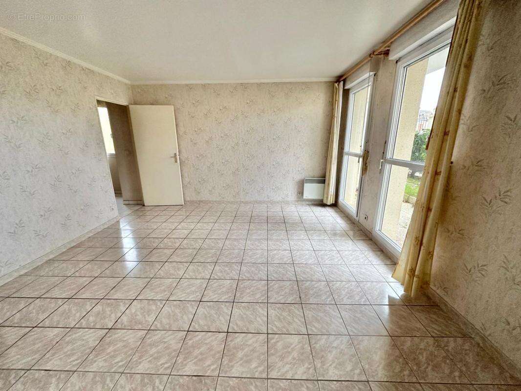 Appartement à MANTES-LA-JOLIE