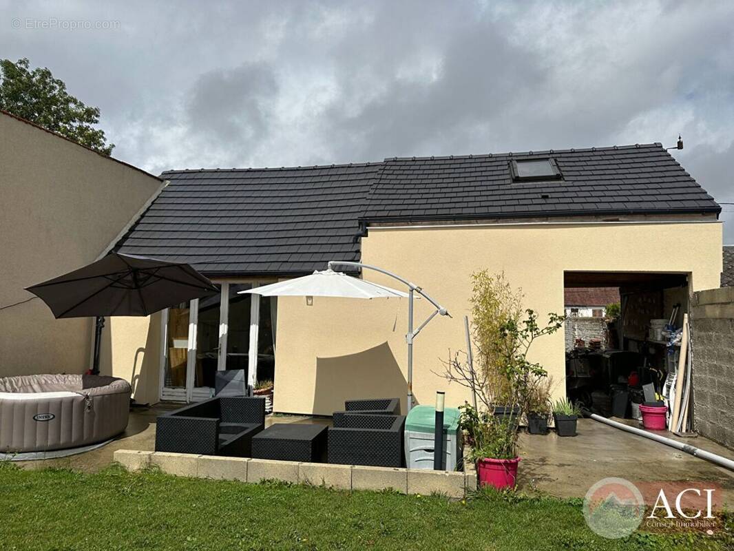 53586052a.jpg - Maison à LABOISSIERE-EN-THELLE