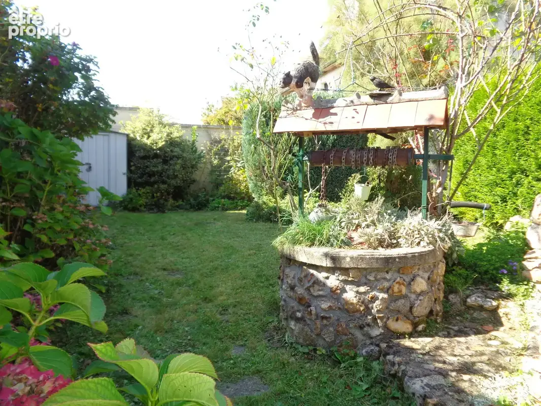 Maison à vendre 4 pièces BLENEAU (89) Maison au cœur du village de Bléneau, jardin et garage - photo 16