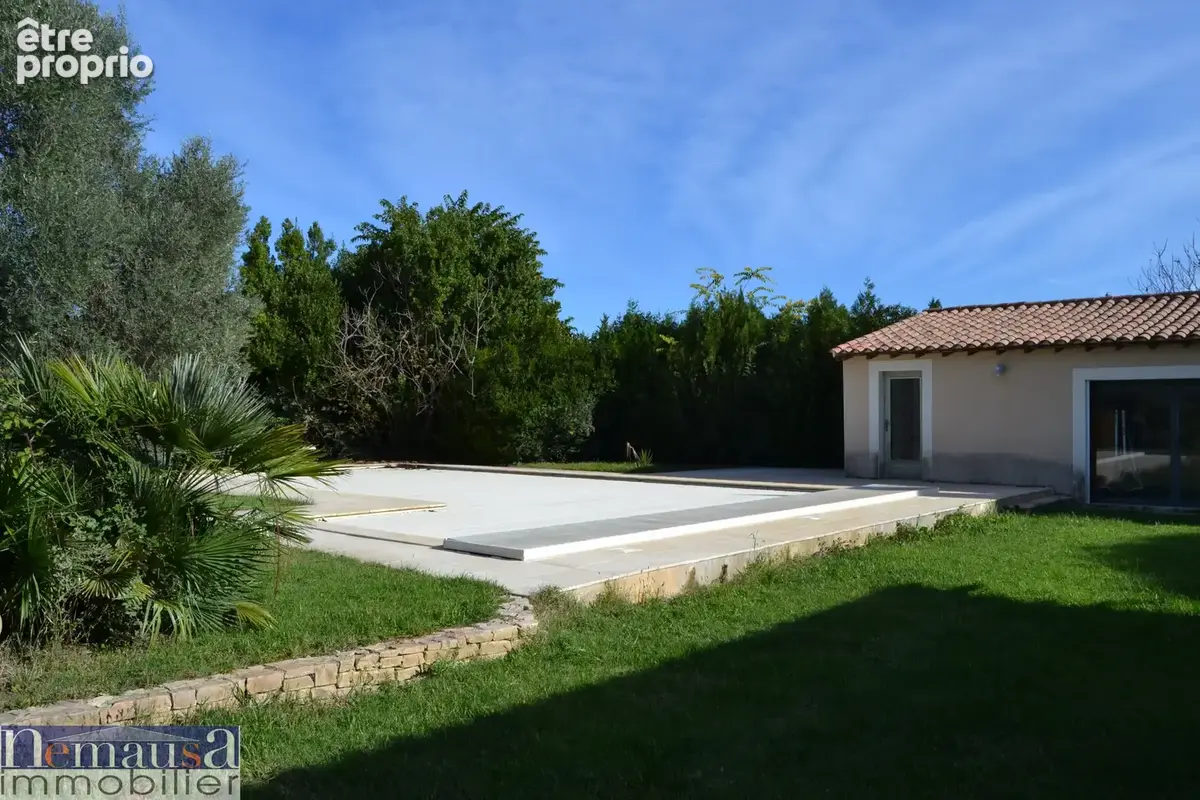 Tarascon, villa de 209m2 sur une parcelle de 2698m2 avec piscine - photo 17