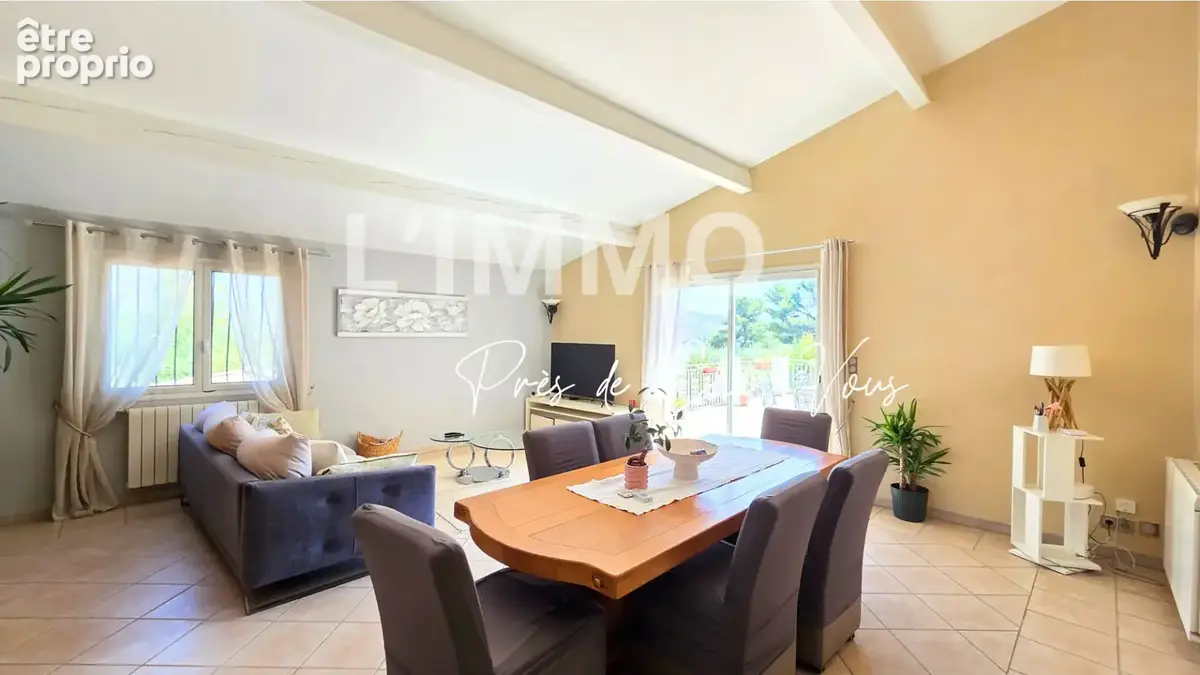 Maison 137m² 4 chambres piscine 11058m² de terrain. - photo 6