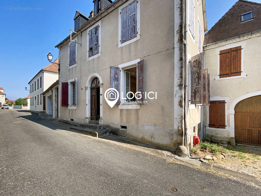 Maison à GARLIN