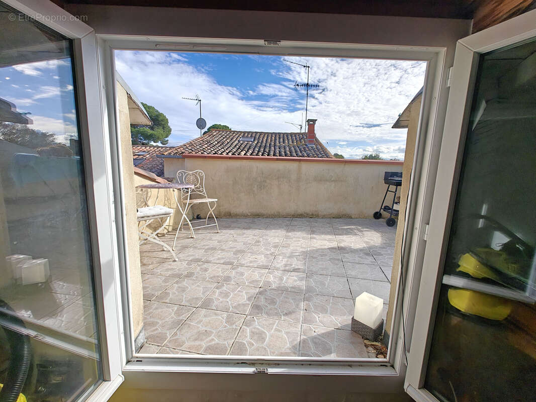 Maison à BELVEZE-DU-RAZES