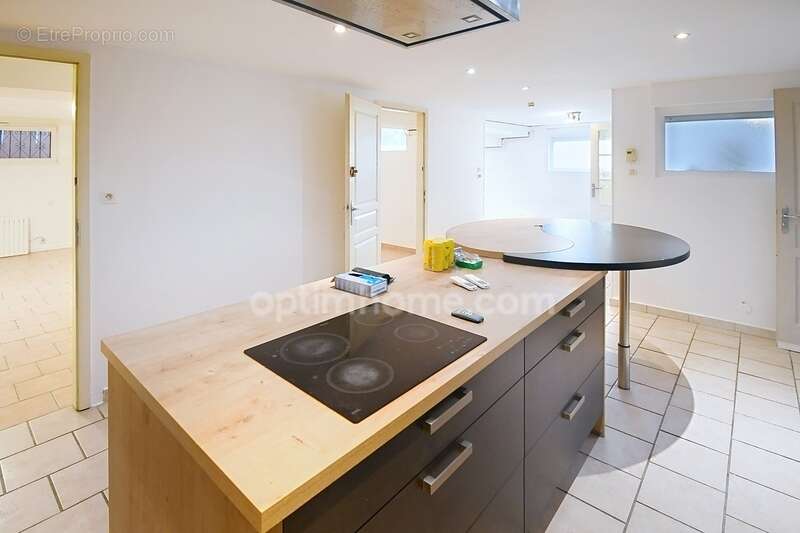 Appartement à AUDUN-LE-ROMAN