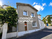 Maison à PARTHENAY