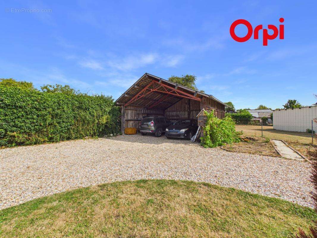 Maison à vendre, proche des commerces - photo 18