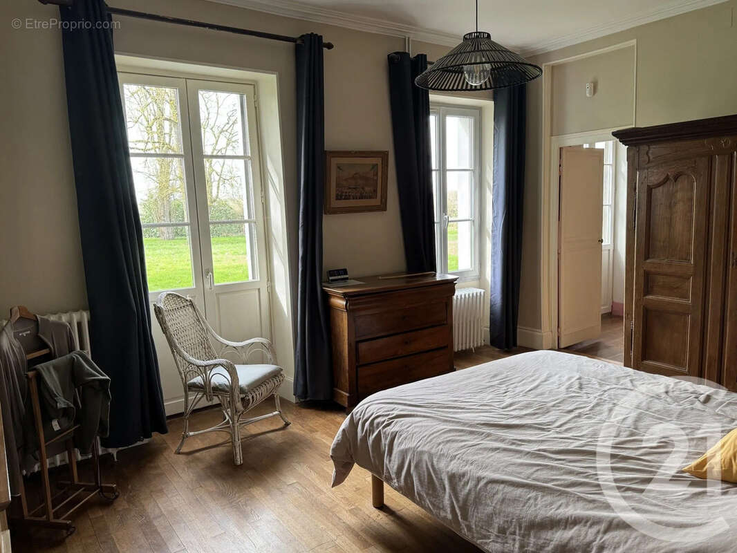 Maison à COSNE-COURS-SUR-LOIRE