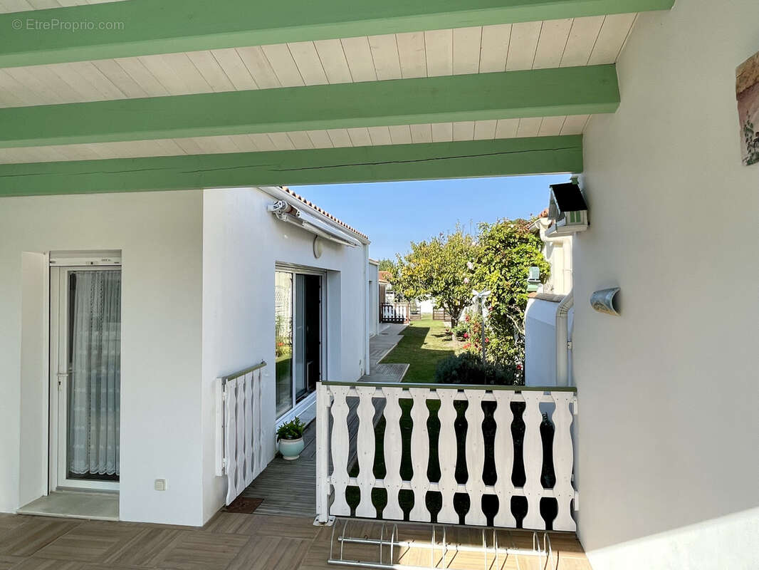 Maison à LA BREE-LES-BAINS