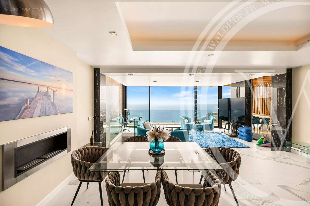 Villa contemporaine avec vue mer et Monaco – Ascenseur, rooftop & garage 5 voitures - photo 5