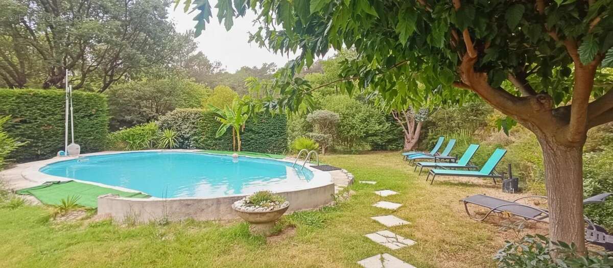 Maison de 7 pièces de 165 m² à Cabasse - photo 6